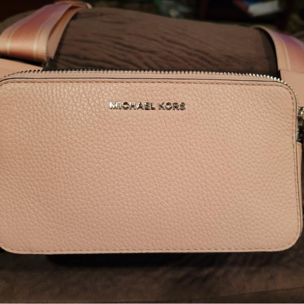 Michael Kors pink crossbody purse